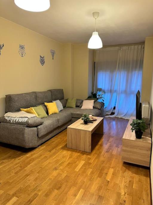 Apartamento Con Vistas A La Montana إينفيستو المظهر الخارجي الصورة